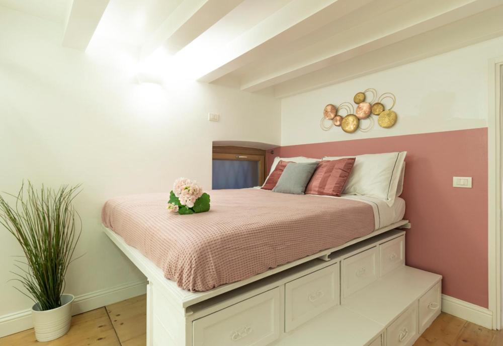 Relstay - Brera - Lovely 1Br Милано Екстериор снимка
