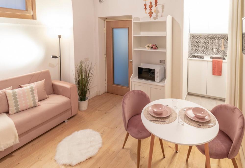 Relstay - Brera - Lovely 1Br Милано Екстериор снимка